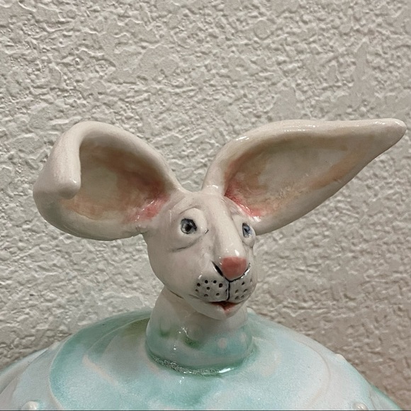 Rare One-Of-A-Kind Ceramic Easter Bunny Rabbit Ceramic Decor - Picture 11 of 14